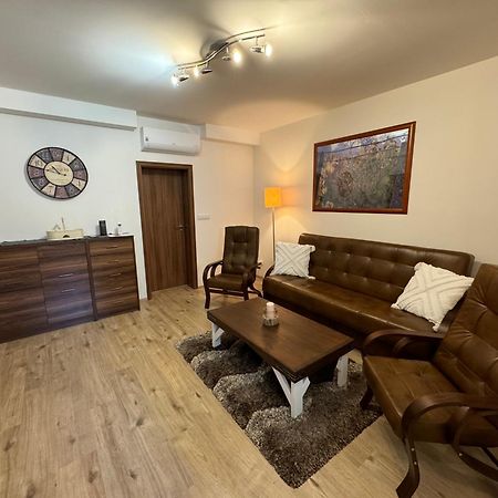 Apartman Rezidence มิคูลอฟ ภายนอก รูปภาพ